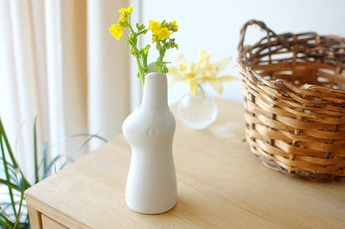 鹿児島睦デザイン/ウサギの花器（ホワイト） - 北欧、暮らしの道具店