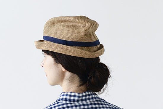 mature ha. 新品タグ付き BOXED HAT (11cm brim)