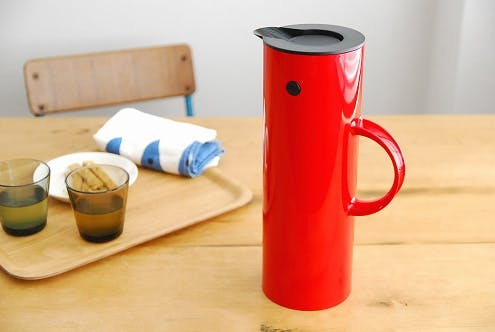 取扱い終了】Stelton/ステルトン/CLASSICバキュームジャグ１L（レッド） - 北欧、暮らしの道具店