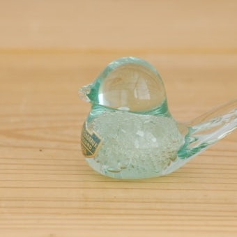 スウェーデンで見つけたガラスの小鳥オブジェ（クリア）の商品写真