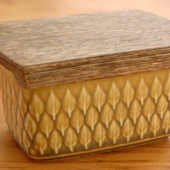 デンマーク/RELIEF/レリーフ/木蓋付きバターケースの商品写真