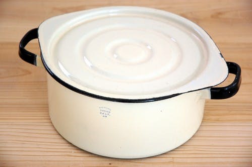 これはレア!!/KOCKUMS/コクムス/ホーロー製の大きな両手鍋（クリーム色