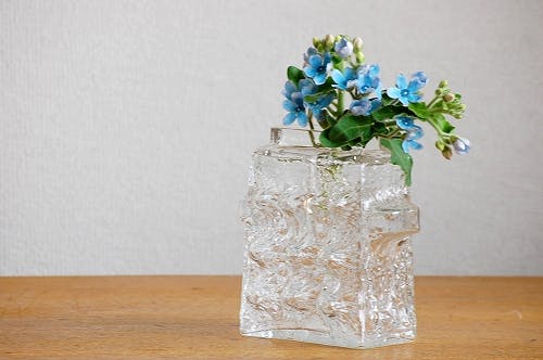 フィンランドで見つけたガラスの花瓶（クリア） - 北欧、暮らしの道具店