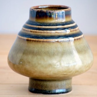 RORSTRAND/ロールストランド/陶器の花瓶（ブラウン）の商品写真