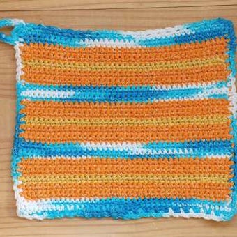 スウェーデンで見つけた手編みのポットマット（ブルー＆オレンジ）の商品写真