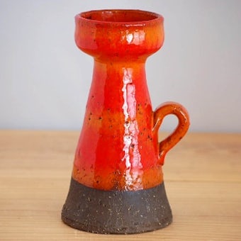 デンマークで見つけた陶器の花瓶の商品写真