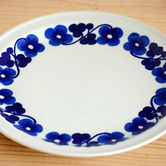 ARABIA/アラビア/ブルーのお花模様が可愛いプレート（23.5cm）の商品写真
