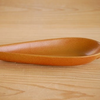 GUSTAVSBERG/グスタフスベリ/木の葉型の深皿（ブラウン）の商品写真