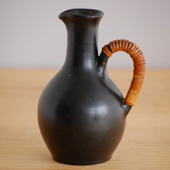 デンマークで見つけた陶器の小さなピッチャーの商品写真
