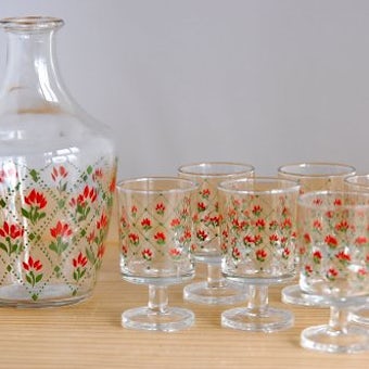 フィンランドで見つけたガラス製ボトル＆ショットグラス６個セットの商品写真