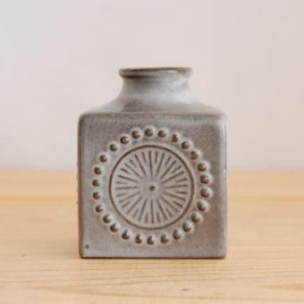 Upsala Ekeby/ウプサラエクビイ/キューブ型の花瓶（グレー） 小の商品写真