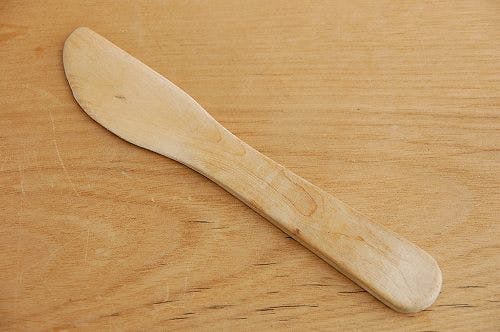 スウェーデンで見つけた木製バターナイフ（２） - 北欧、暮らし