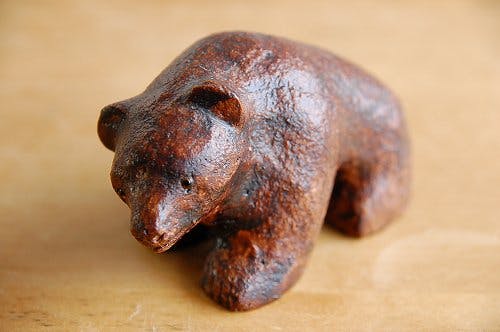 スウェーデンで見つけた熊の置物 - 北欧、暮らしの道具店