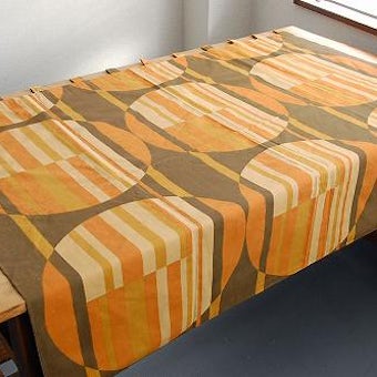 スウェーデンで見つけたヴィンテージカーテン（オレンジ＆ブラウン）の商品写真