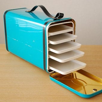 デンマークで見つけたピクニック缶ケース(グリーン)の商品写真