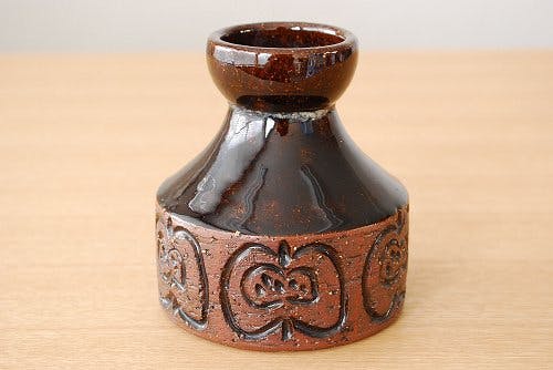 スウェーデン/LAHOLM/陶器の花瓶（りんご柄） - 北欧、暮らしの道具店