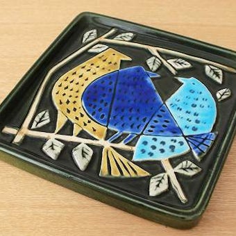 GUSTAVSBERG/Lisa Larson/3羽の鳥が美しいスクエアプレート(壁掛け)の商品写真