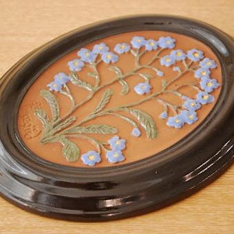 スウェーデン/GABRIEL/ガブリエル釜/陶板の壁掛け（ブルーのお花）の商品写真