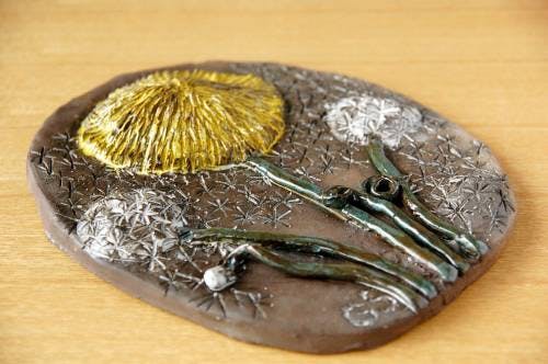 スウェーデンで見つけた陶板飾り（タンポポ） - 北欧、暮らしの