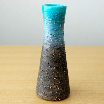 スウェーデンで見つけた陶器の一輪挿し（ブラウン＆エメラルドグリーン）の商品写真