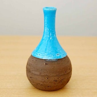スウェーデン/JIE釜/陶器の一輪挿し（水色）の商品写真
