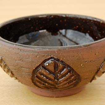 スウェーデン/LAHOLM/陶器のボウル（葉っぱ模様）の商品写真