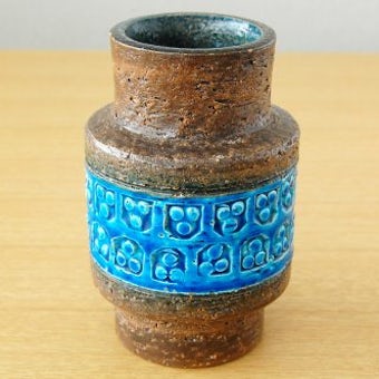 デンマークで見つけた陶器の花瓶（ターコイズブルー）の商品写真