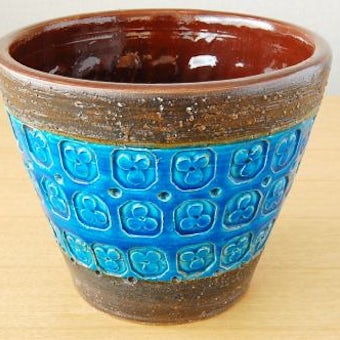 デンマークで見つけたブルーの釉薬が美しい陶器の植木鉢カバー（L）の商品写真
