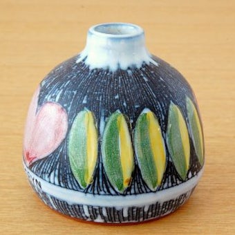 スウェーデン製/LAHOLM/陶器の小さな一輪挿し（花瓶）の商品写真