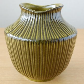 Upsala Ekeby/ウプサラエクビィ/モスグリーンの陶器の花瓶の商品写真
