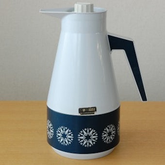 スウェーデンで見つけたプラスティック魔法瓶（グレー）の商品写真