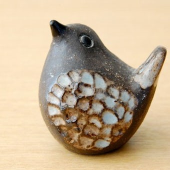 スウェーデン/Bengt Wallデザイン/陶器の小鳥オブジェ（小）の商品写真