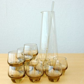 スウェーデンで見つけたガラスのピッチャー＆グラス＆マドラーのセット（グラス10コ）の商品写真