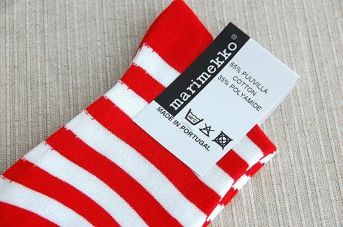 取り扱い終了】marimekko/靴下/ボーダー柄（ホワイト×レッド