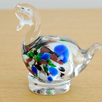 スウェーデンで見つけたガラスの白鳥オブジェの商品写真