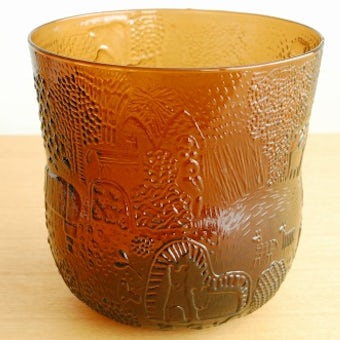 Nuutajarvi/FAUNAシリーズ/Oiva Toikka/オイバ・トイッカ/ガラスの花瓶（ブラウン）の商品写真