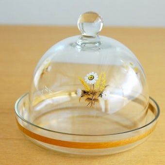 スウェーデンで見つけたお花模様の小さなガラスドームの商品写真