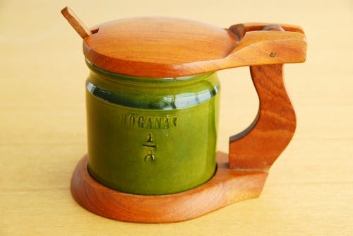 HOGANAS/ホガナス/木製カバー付きマスタードポット（木ベラ付き）の商品写真