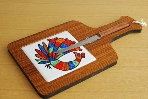 スウェーデンで見つけたカッティングボード＆ナイフのセットの商品写真