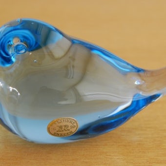 スウェーデンで見つけたガラスの小鳥のオブジェ（水色）1の商品写真