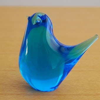 スウェーデンで見つけたガラスの小鳥のオブジェ（ブルー）2の商品写真