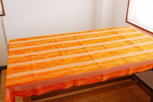 スウェーデンで見つけたカーテン2枚セット（オレンジ）の商品写真