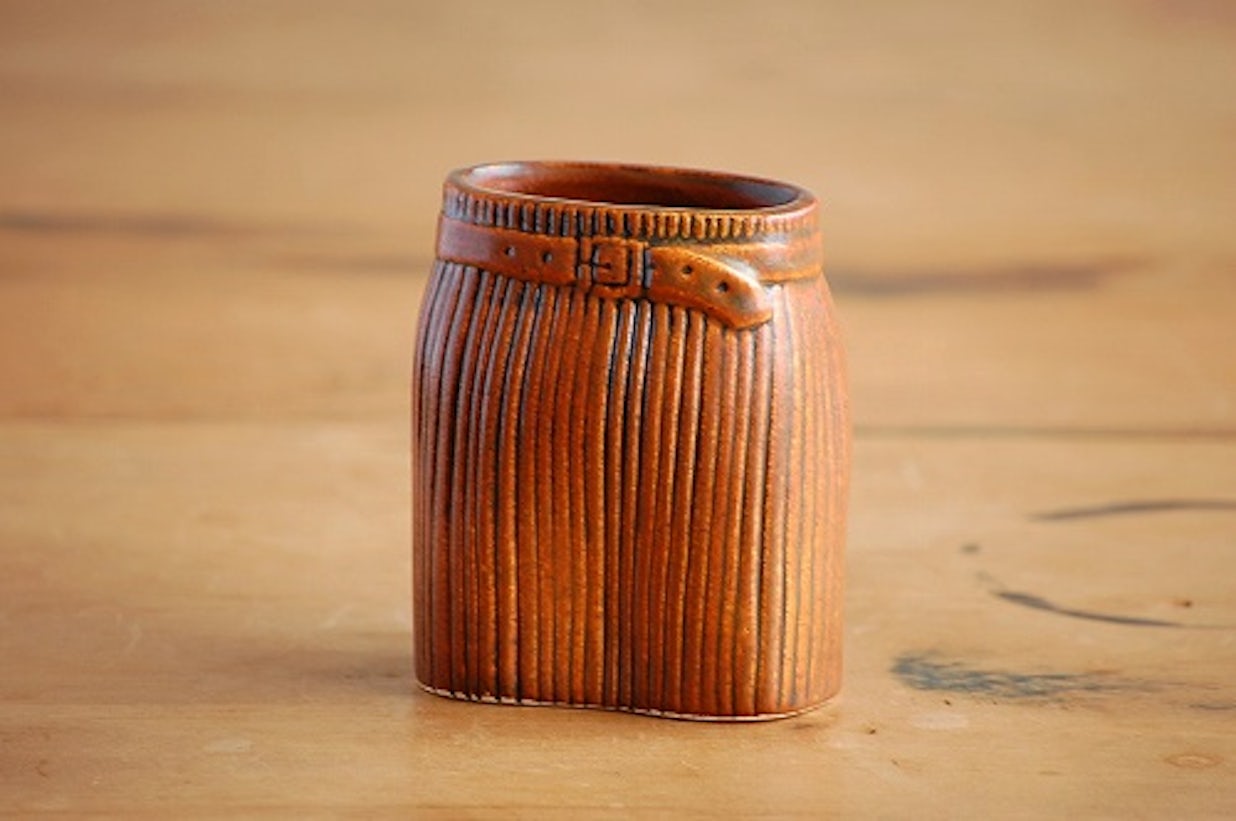 廃盤 Lisa Larson リサ ラーソン Wardrobe ワードローブ 花瓶 スカート 北欧 暮らしの道具店 廃盤 Lisa Larson リサ ラーソン Wardrobe ワードローブ 花瓶 スカート 北欧 暮らしの道具店