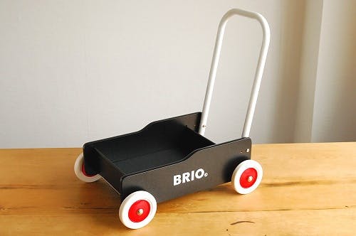 取扱終了】BRIO/ブリオ/おもちゃ/手押し車（黒） - 北欧、暮らしの道具店