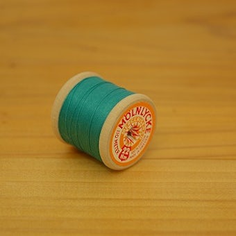 スウェーデンで見つけた糸巻き　エメラルドグリーンの商品写真