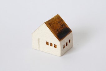 よしおかれい/家のオブジェ/ブラウンの屋根・民家(M)の商品写真