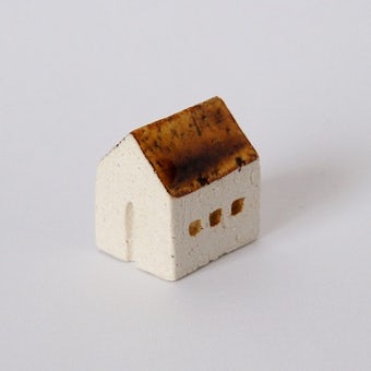よしおかれい/家のオブジェ/ブラウンの屋根・民家(S)の商品写真