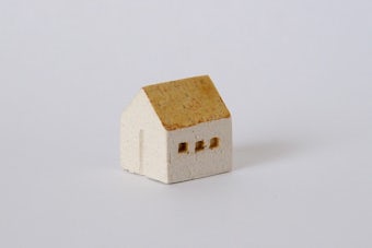 よしおかれい/家のオブジェ/イエローの屋根・民家(S)の商品写真