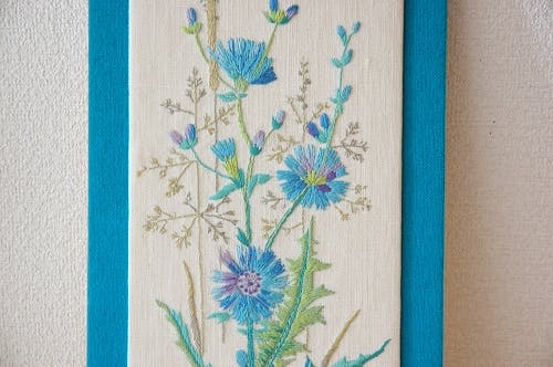 スウェーデンで見つけたお花模様の刺繍/壁掛けパネル - 北欧、暮らしの