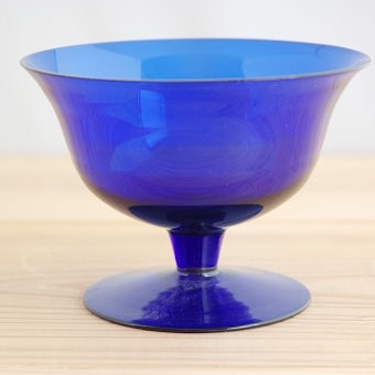 フィンランドで見つけたガラスの器（ブルー）の商品写真